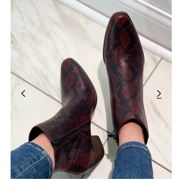 COCONUTS BY MATISSE Spade Burgundy Snakeskin Booties - Picture 14 of 15